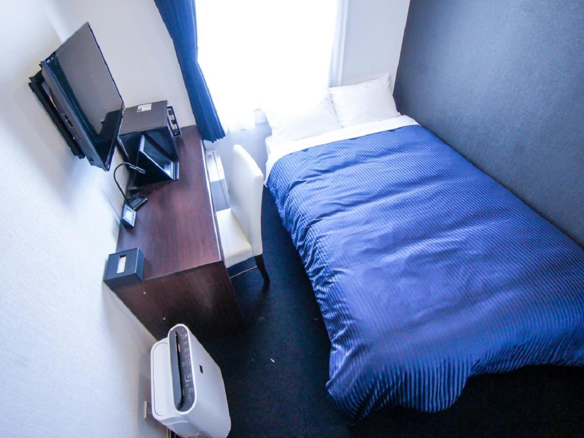 Hotel Livemax Tokyo Shiomi Ekimae Екстер'єр фото