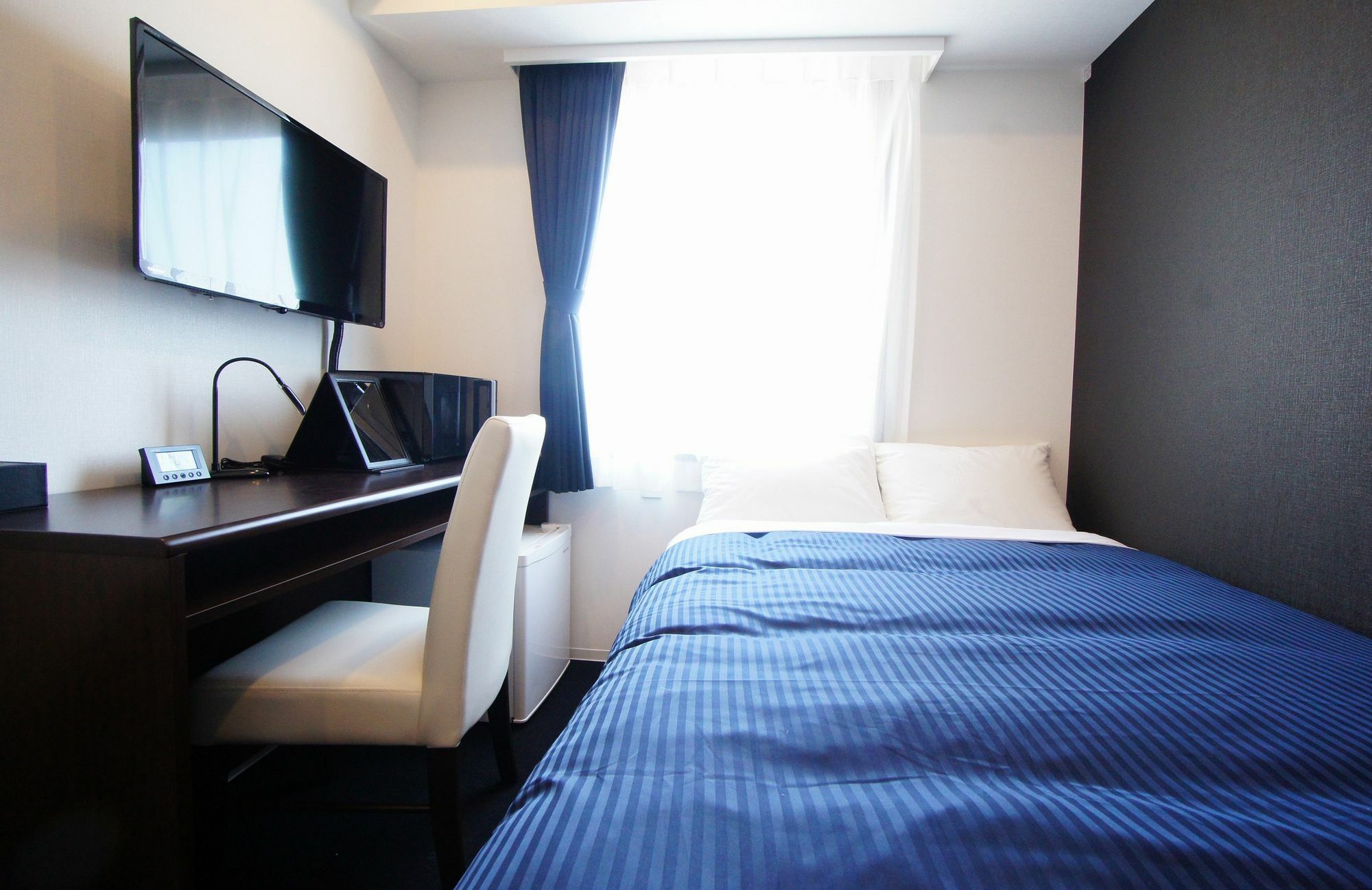 Hotel Livemax Tokyo Shiomi Ekimae Екстер'єр фото